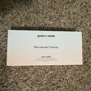 Grace & Stella Rose Quartz Roller